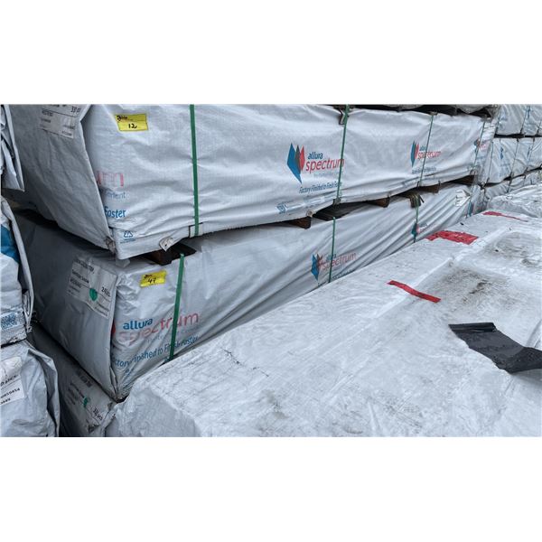 1 PALLET OF ALLURA TRIM SPECTRUM SNOW RESIDENTIAL HOUSE SIDING TRIM *REDUCED PALLET*