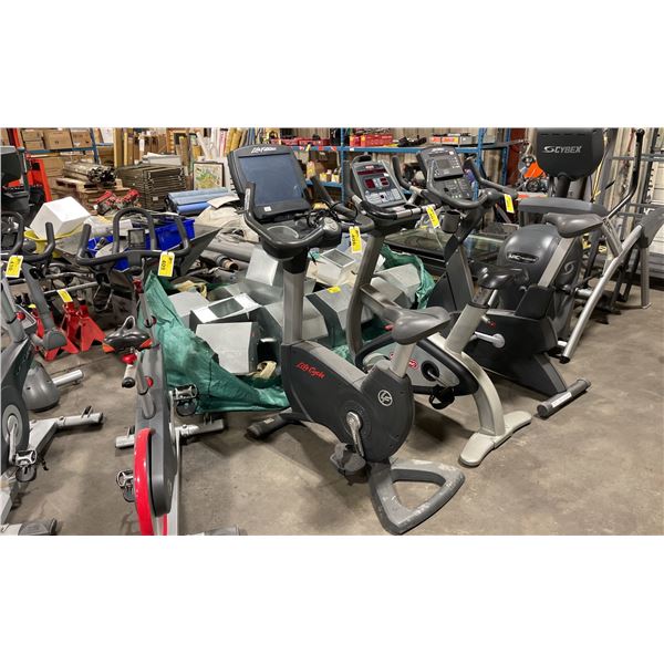 LIFE FITNESS 95C COMMERCIAL UPRIGHT EXERCISE BIKE WITH TOUCH SCREEN DISPLAY, USB INPUT, 32 PIN