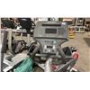 Image 2 : LIFE FITNESS CLSX COMMERCIAL ELLIPTICAL CROSS TRAINER WITH DIGITAL DISPLAY