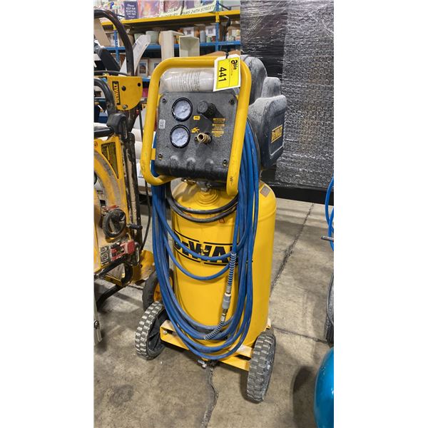 DEWALT D55168 15 GALLON PORTABLE ELECTRIC VERTICAL AIR COMPRESSOR
