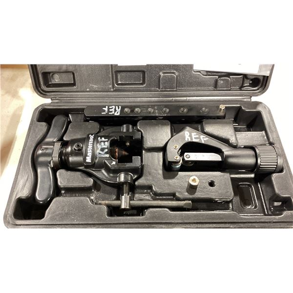 MASTERCOOL ECCENTRIC FLARING TOOL KIT IN HARD TRANSPORT CASE