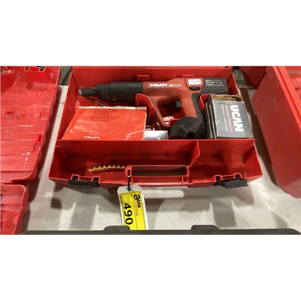 HILTI DX A41 INDUSTRIAL AIR ACTUATED GUN IN HARD TRANSPORT CASE WITH ASSORTED CAPS & HARDWARE