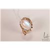 Image 3 : 14kt yellow gold ring set with cabochon moonstone/ moonstone like gemstone, size 7.25