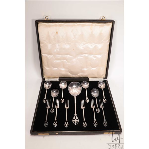 Antique silverplate thirteen pieces dessert set in fitted case