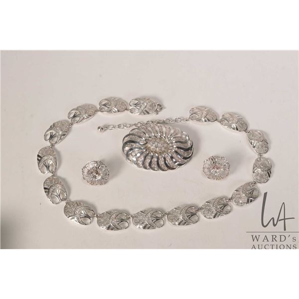 Birks sterling silver jewellery including 15"-16" filigree necklace, brooch and earrings