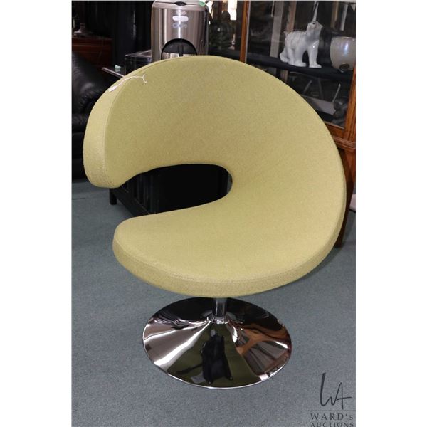 Cid Rory modern interpretation of a mid century lounge chair