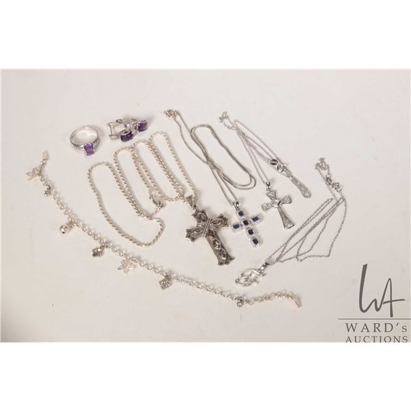 Selection of silver and 925 jewellery including four neck chaines, three cross pendants, two set wit