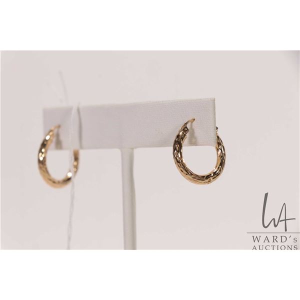 Pair of 14kt yellow gold earrings