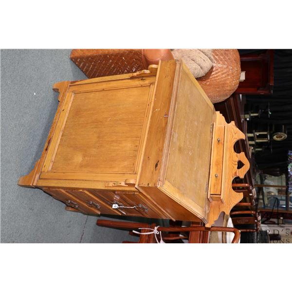 Antique Davenport desk with four drawers accessed from the side and small drawered galley on top, 39