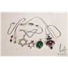 Image 1 : Tray lot of jewellery including 22" neck chain with cabochon stone pendant, 17" sterling box chain m