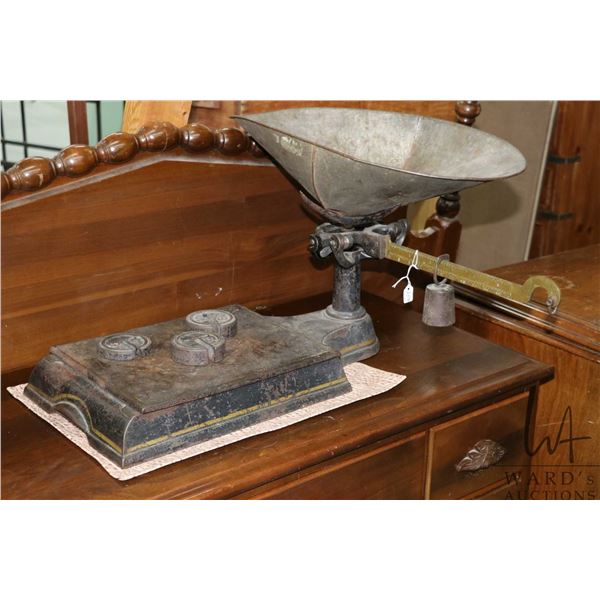 Vintage counter top scale with weights