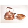 Image 1 : Large lidded copper kettle and a glazed pottery strainer