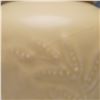 Image 3 : Rookwood Matte Pea Pod Vase, 6218