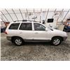 Image 11 : PARKSVILLE - 2005 HYUNDAI SANTA FE, WHITE, 193197 KMS, ALL WHEEL DRIVE. - D977927