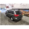 Image 22 : PARKSVILLE - 2004 TOYOTA SIENNA XLE, GREY, 310307 KMS, FRONT WHEEL DRIVE. - B063442