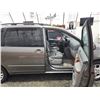Image 36 : PARKSVILLE - 2004 TOYOTA SIENNA XLE, GREY, 310307 KMS, FRONT WHEEL DRIVE. - B063442