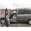 Image 46 : PARKSVILLE - 2004 TOYOTA SIENNA XLE, GREY, 310307 KMS, FRONT WHEEL DRIVE. - B063442