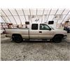 Image 11 : PARKSVILLE - 2005 CHEVROLET SILVERADO K1500, GREY, 245857 KMS, FOUR WHEEL DRIVE. - D221449