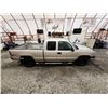 Image 12 : PARKSVILLE - 2005 CHEVROLET SILVERADO K1500, GREY, 245857 KMS, FOUR WHEEL DRIVE. - D221449