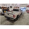 Image 16 : PARKSVILLE - 2005 CHEVROLET SILVERADO K1500, GREY, 245857 KMS, FOUR WHEEL DRIVE. - D221449
