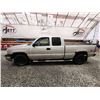 Image 23 : PARKSVILLE - 2005 CHEVROLET SILVERADO K1500, GREY, 245857 KMS, FOUR WHEEL DRIVE. - D221449