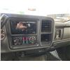 Image 49 : PARKSVILLE - 2005 CHEVROLET SILVERADO K1500, GREY, 245857 KMS, FOUR WHEEL DRIVE. - D221449