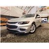 Image 1 : PARKSVILLE - 2018 CHEVY MALIBU LT, SILVER, 107056 KMS, FRONT WHEEL DRIVE. - D183988