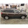 Image 12 : PARKSVILLE - 2011 HYUNDAI SANTE FE, GREY, 272406 KMS, FOUR WHEEL DRIVE. - D078286
