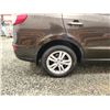 Image 26 : PARKSVILLE - 2011 HYUNDAI SANTE FE, GREY, 272406 KMS, FOUR WHEEL DRIVE. - D078286