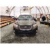 Image 6 : PARKSVILLE - 2011 HYUNDAI SANTE FE, GREY, 272406 KMS, FOUR WHEEL DRIVE. - D078286