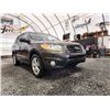 Image 8 : PARKSVILLE - 2011 HYUNDAI SANTE FE, GREY, 272406 KMS, FOUR WHEEL DRIVE. - D078286