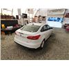 Image 16 : 2017 FORD FOCUS, WHITE, 123604 KMS, FRONT WHEEL DRIVE. - B330139