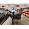 Image 37 : 2017 FORD FOCUS, WHITE, 123604 KMS, FRONT WHEEL DRIVE. - B330139