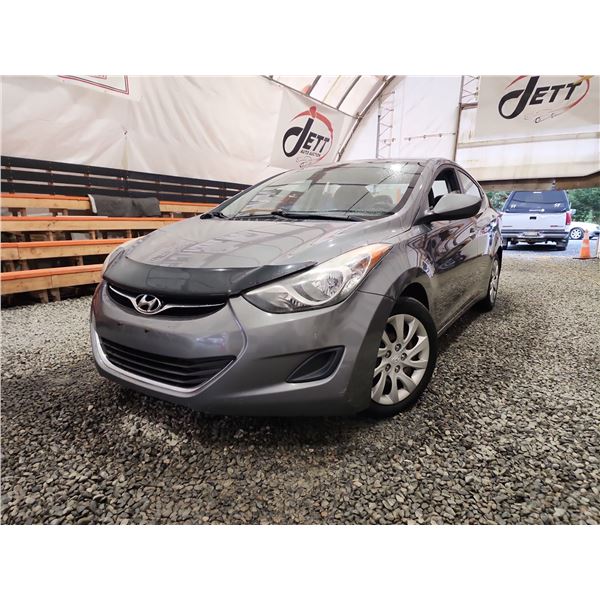 PARKSVILLE - 2012 HYUNDAI ELANTRA, GREY, 224687 KMS, FRONT WHEEL DRIVE. - B080813