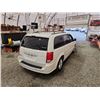 Image 16 : 2013 DODGE CARAVAN, WHITE, 179891 KMS, FRONT WHEEL DRIVE. - D702426