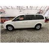 Image 23 : 2013 DODGE CARAVAN, WHITE, 179891 KMS, FRONT WHEEL DRIVE. - D702426