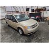 Image 10 : PARKSVILLE - 2010 DODGE GRAND CARAVAN, GOLD, 242781 KMS, FRONT WHEEL DRIVE. - D361963