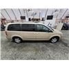 Image 12 : PARKSVILLE - 2010 DODGE GRAND CARAVAN, GOLD, 242781 KMS, FRONT WHEEL DRIVE. - D361963