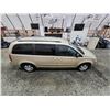 Image 13 : PARKSVILLE - 2010 DODGE GRAND CARAVAN, GOLD, 242781 KMS, FRONT WHEEL DRIVE. - D361963