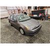 Image 10 : PARKSVILLE - 2010 FORD FOCUS, GREY, 95294 KMS, FRONT WHEEL DRIVE. - D187969