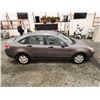 Image 12 : PARKSVILLE - 2010 FORD FOCUS, GREY, 95294 KMS, FRONT WHEEL DRIVE. - D187969