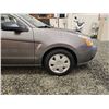 Image 25 : PARKSVILLE - 2010 FORD FOCUS, GREY, 95294 KMS, FRONT WHEEL DRIVE. - D187969