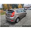 Image 10 : DUNCAN - 2013 HYUNDAI ACCENT, BROWN, 101786 KMS, FRONT WHEEL DRIVE. - D095047