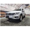 Image 2 : PARKSVILLE - 2017 VW TIGUAN, SILVER, 105537 KMS, ALL WHEEL DRIVE. - D030769