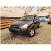 Image 1 : PARKSVILLE - 2006 HYUNDAI TUCSON, BLUE, 288053 KMS, ALL WHEEL DRIVE. NO RESERVE. - P455417