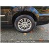 Image 18 : DUNCAN - 2013 CHRYSLER TOWN AND COUNTRY, BLACK, 239965 KMS, FRONT WHEEL DRIVE. - D675821