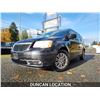 Image 1 : DUNCAN - 2013 CHRYSLER TOWN AND COUNTRY, BLACK, 239965 KMS, FRONT WHEEL DRIVE. - D675821
