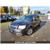 Image 2 : DUNCAN - 2013 CHRYSLER TOWN AND COUNTRY, BLACK, 239965 KMS, FRONT WHEEL DRIVE. - D675821