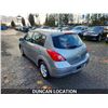 Image 14 : DUNCAN - 2007 NISSAN VERSA, GREY, 211759 KMS, FRONT WHEEL DRIVE. - D384306