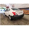Image 20 : PARKSVILLE - 2013 NISSAN VERSA, WHITE, 216608 KMS, FRONT WHEEL DRIVE. - B837353